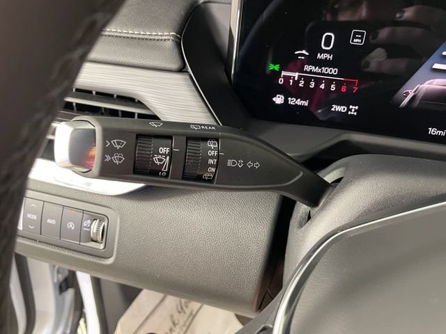 2026 GMC Acadia Elevation - Photo 10