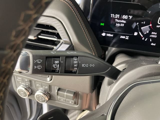 2026 GMC Yukon AT4 - Photo 10