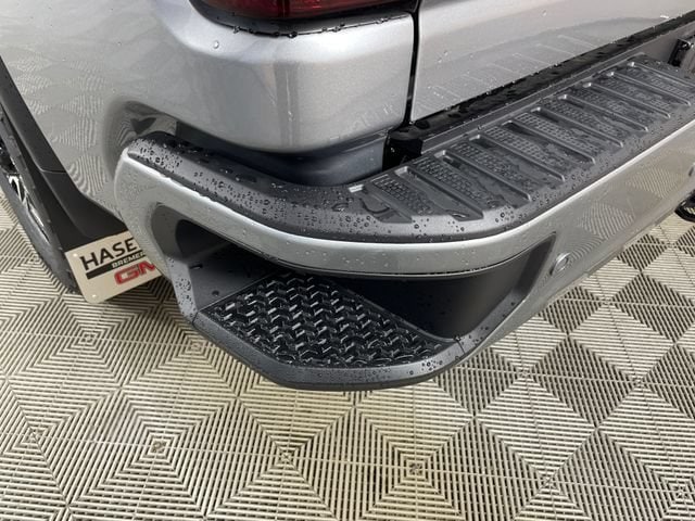 2026 GMC Sierra 2500HD Denali - Photo 17