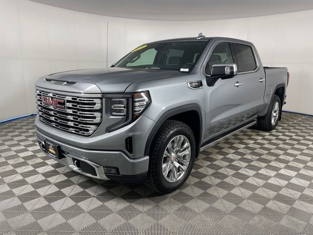 2026 GMC Sierra 4WD Crew Cab Short Box Denali's photo