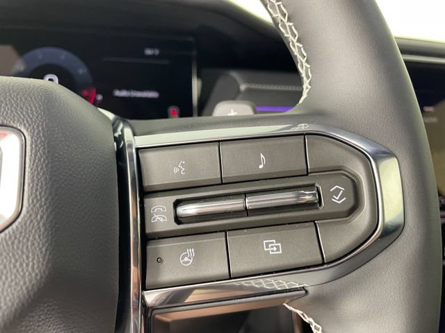 2026 GMC Acadia Denali - Photo 7
