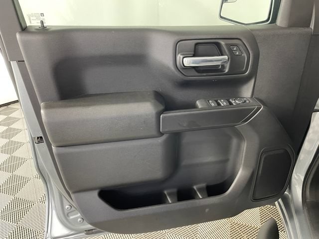 2025 Chevrolet Silverado 1500 Custom - Photo 13
