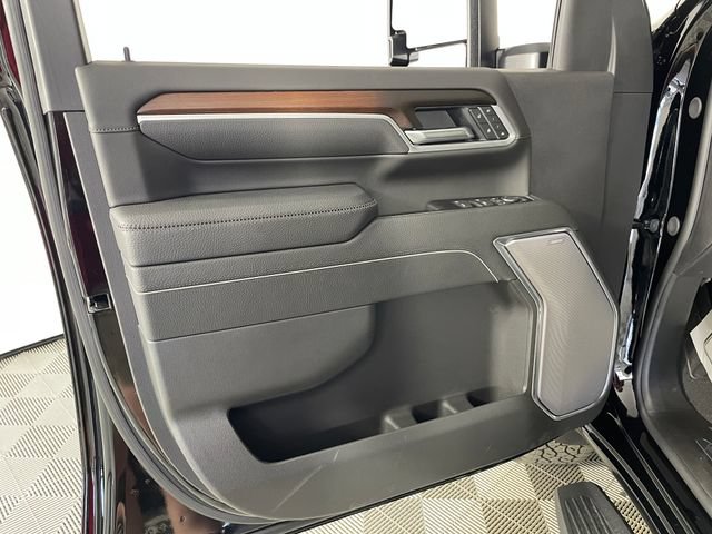 2026 GMC Sierra 3500HD Denali - Photo 13