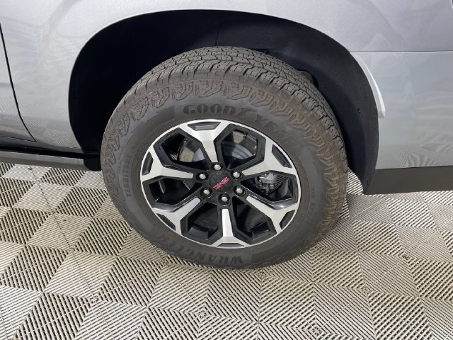 2026 GMC Yukon XL AT4 - Photo 21