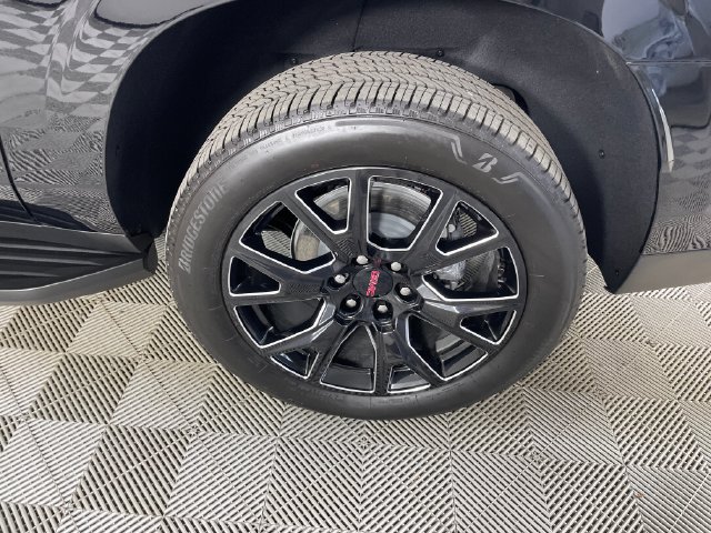 2026 GMC Yukon XL Denali - Photo 20