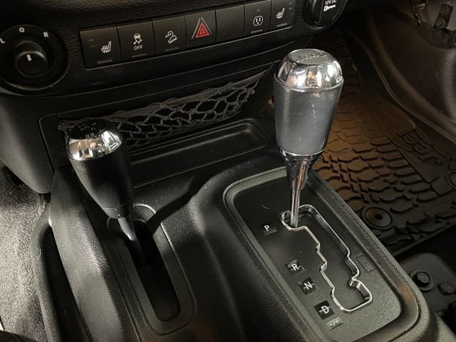 2017 Jeep Wrangler Unlimited 75th Anniversary Edition - Photo 9
