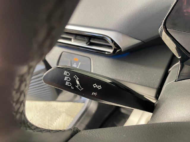 2024 Volkswagen ID.4 STANDARD - Photo 12