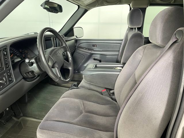 Used 2004 GMC Sierra 1500 SLE with VIN 1GTEK19T44Z215627 for sale in Bremerton, WA