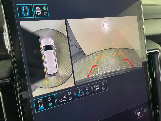 2026 GMC Yukon XL AT4 - Photo 9