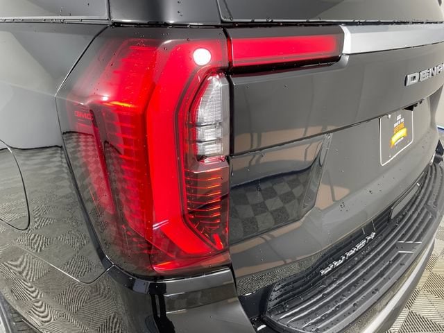 2026 GMC Yukon XL Denali - Photo 16