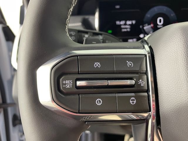 2026 GMC Acadia Denali - Photo 8