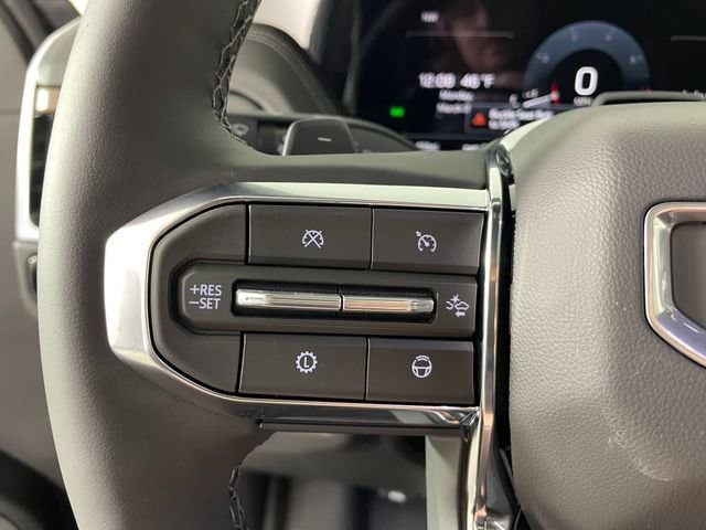 2026 GMC Yukon XL Denali - Photo 8
