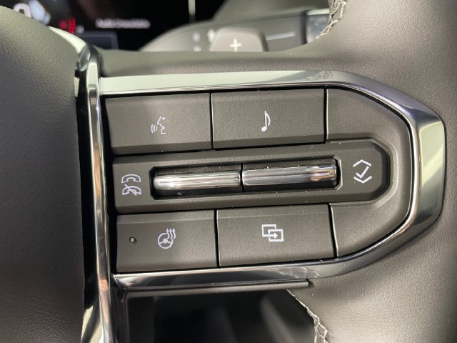 2026 GMC Yukon XL Denali - Photo 7