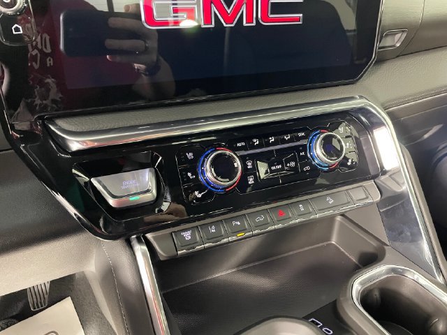 2026 GMC Sierra 3500HD Denali - Photo 6