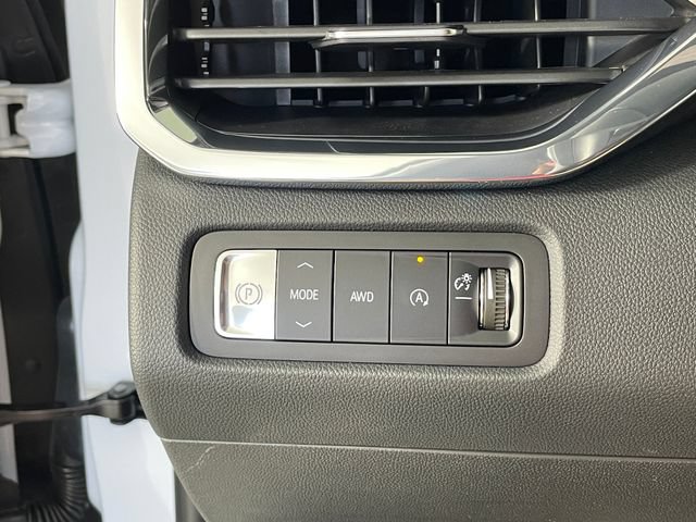 2026 GMC Acadia Denali - Photo 11