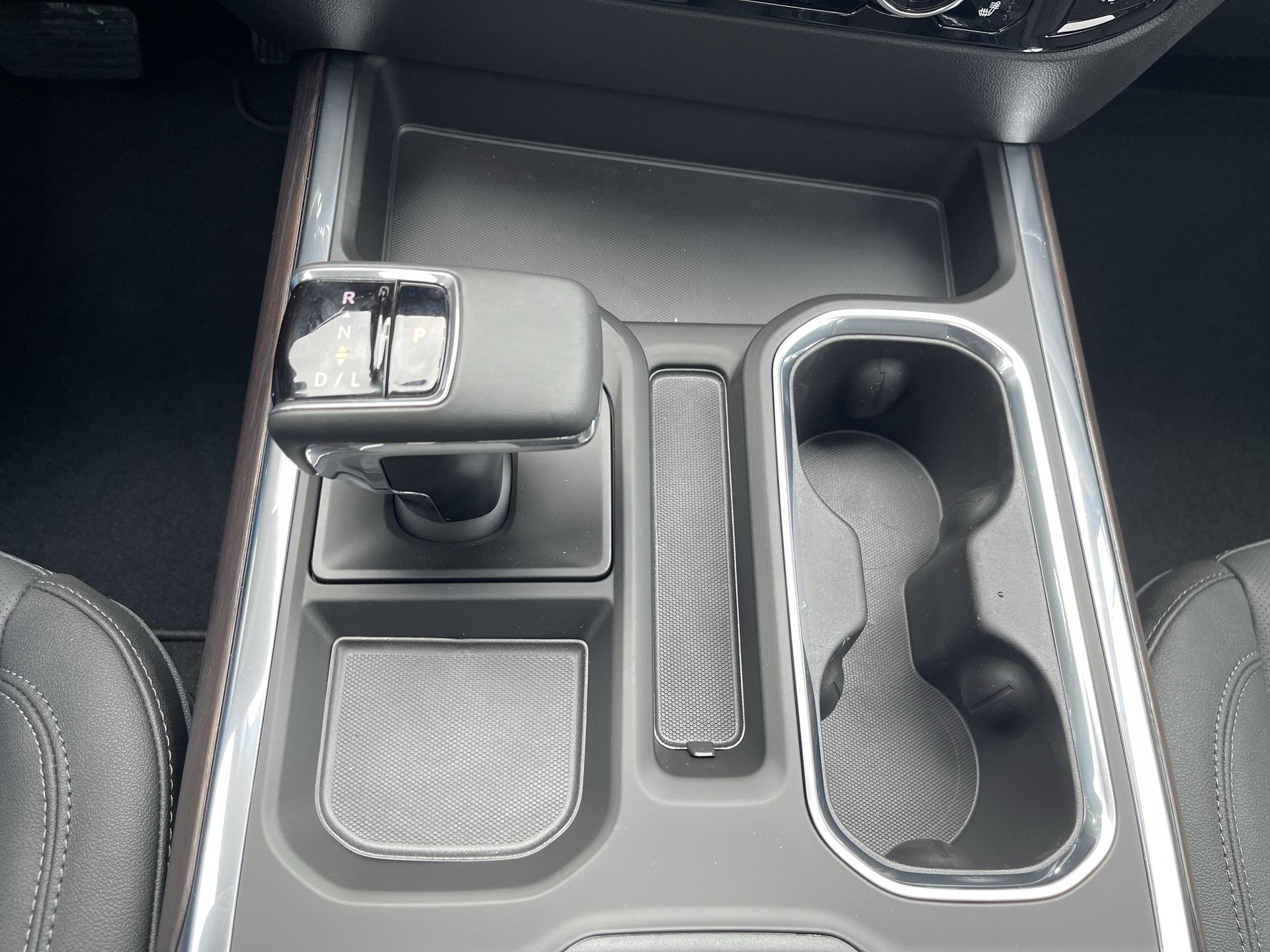 2026 GMC Sierra 1500 SLT - Photo 53