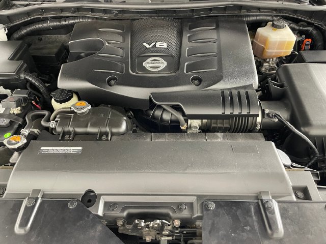 2017 Nissan Armada Platinum - Photo 21