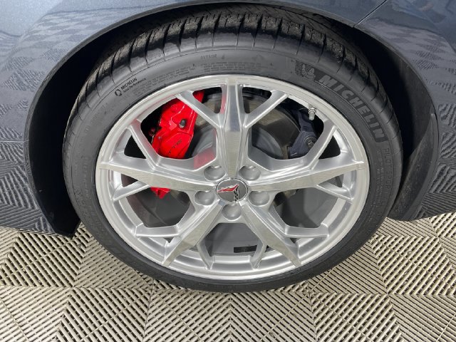 2020 Chevrolet Corvette 2LT - Photo 19