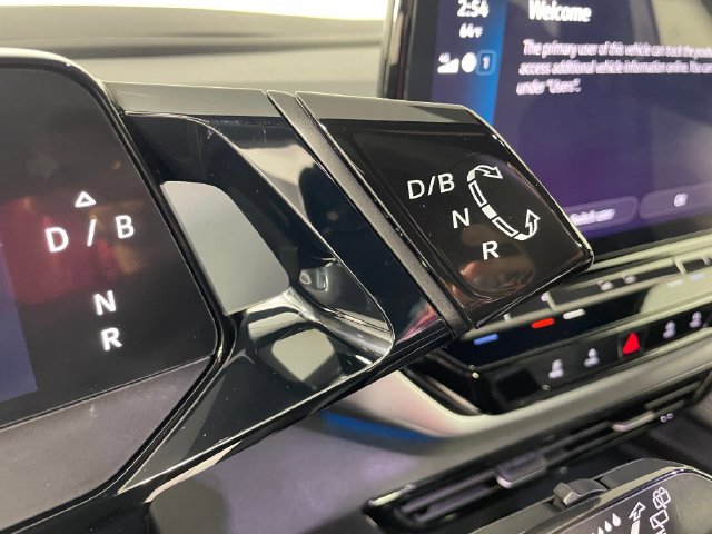 2024 Volkswagen ID.4 STANDARD - Photo 11