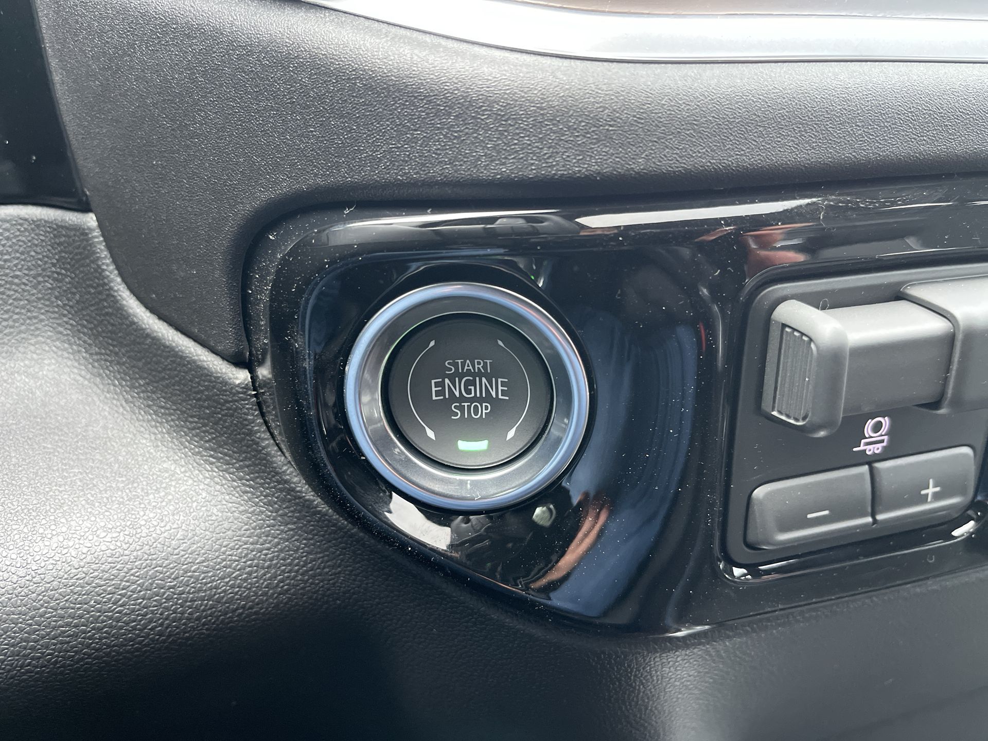 2026 GMC Sierra 1500 SLT - Photo 54