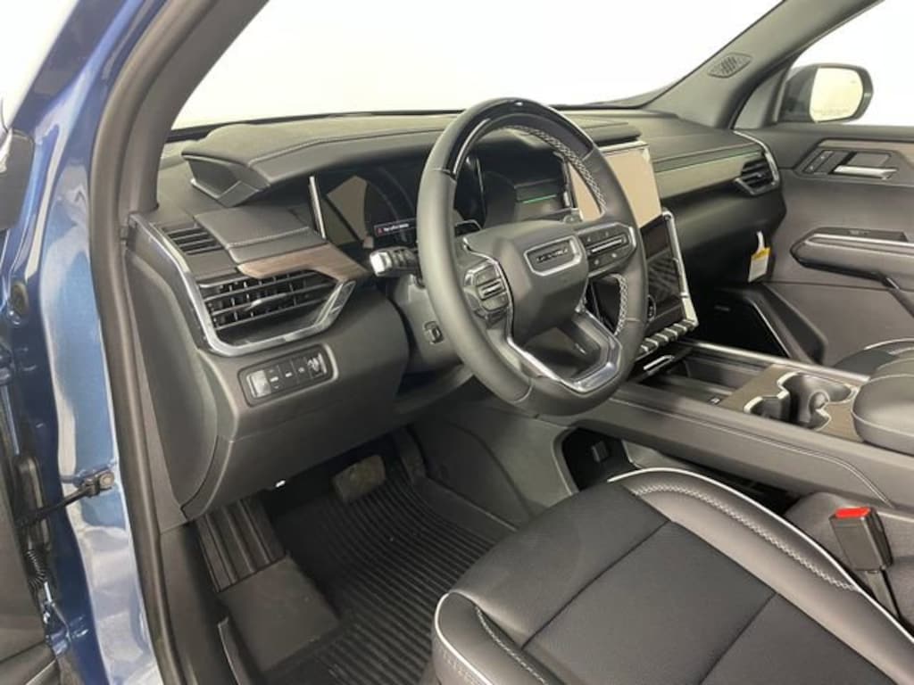 New 2026 GMC Acadia Denali SUV