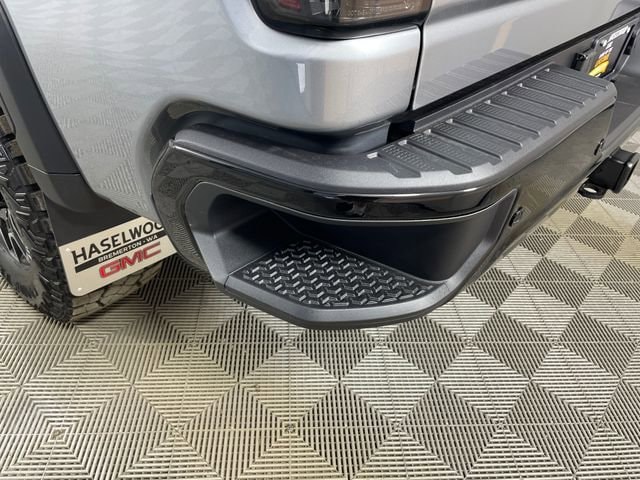 2026 GMC Sierra 2500HD AT4X - Photo 18