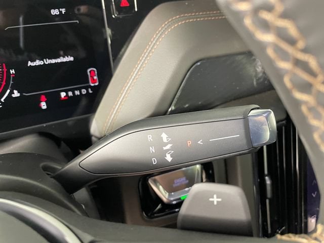2026 GMC Yukon AT4 - Photo 9