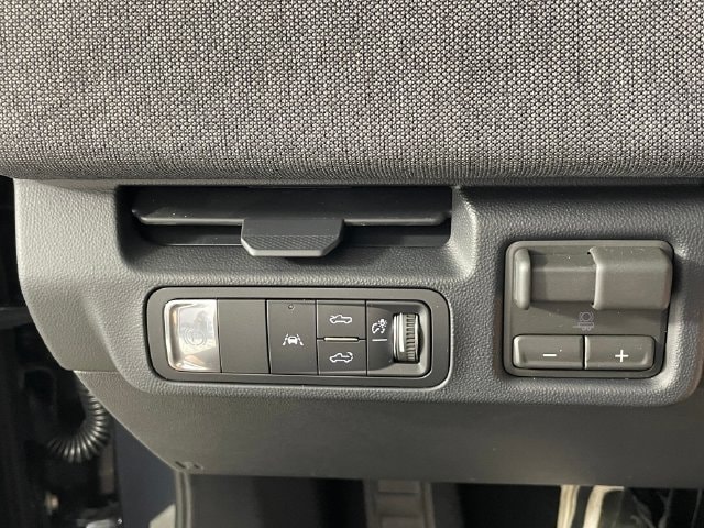 2026 GMC Sierra EV Elevation - Photo 12