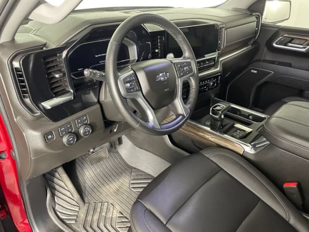 Used 2025 Chevrolet Silverado 1500 RST Truck