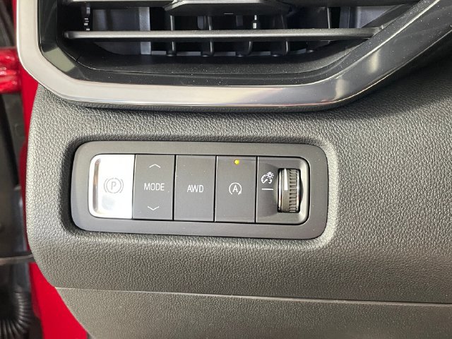 2026 GMC Acadia AT4 - Photo 13