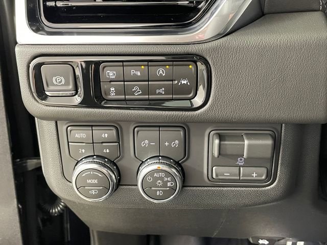 2026 GMC Yukon XL Denali - Photo 11