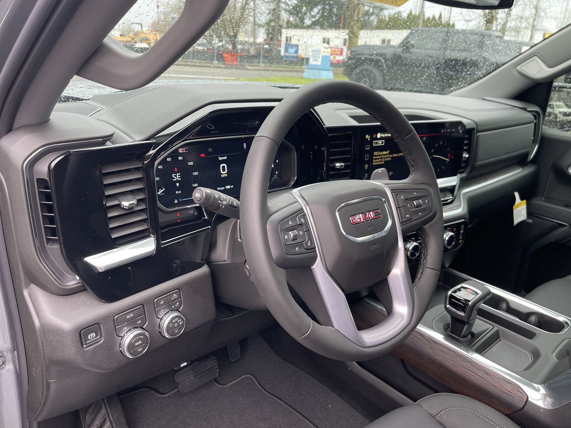 2026 GMC Sierra 1500 SLT - Photo 47