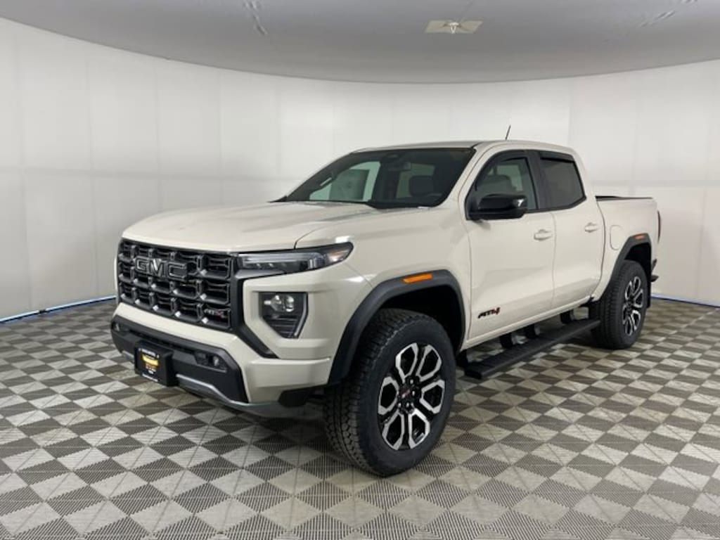 New 2026 GMC Canyon AT4 Truck