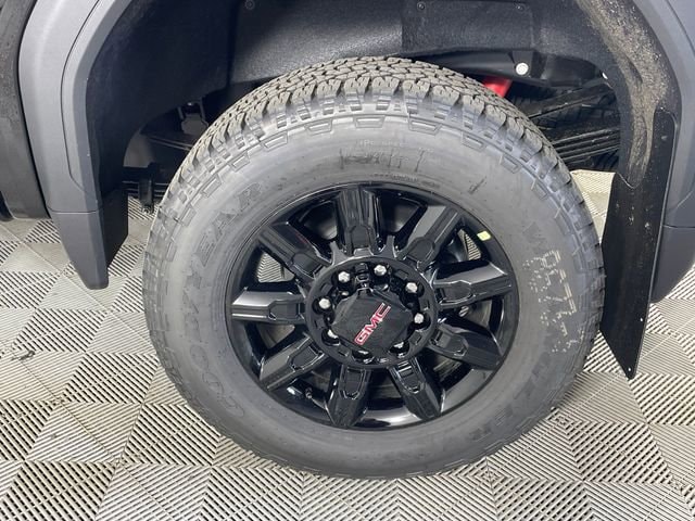 2026 GMC Sierra 2500HD AT4 - Photo 18