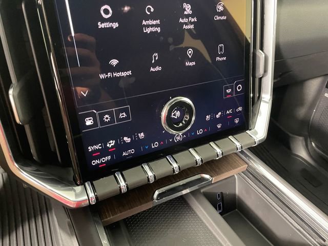 2026 GMC Acadia Denali - Photo 6