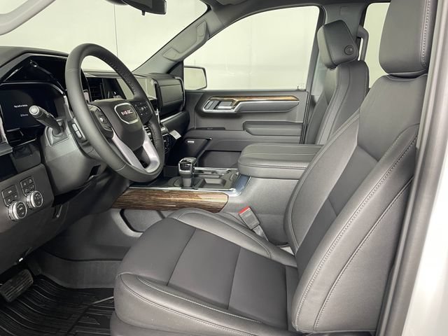 2026 GMC Sierra 1500 Elevation - Photo 2