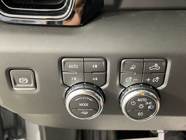 2026 GMC Sierra 2500HD AT4X - Photo 12