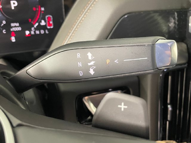 2026 GMC Yukon XL AT4 - Photo 11