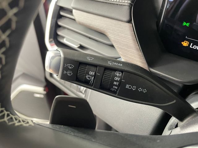 2026 GMC Acadia Denali - Photo 10