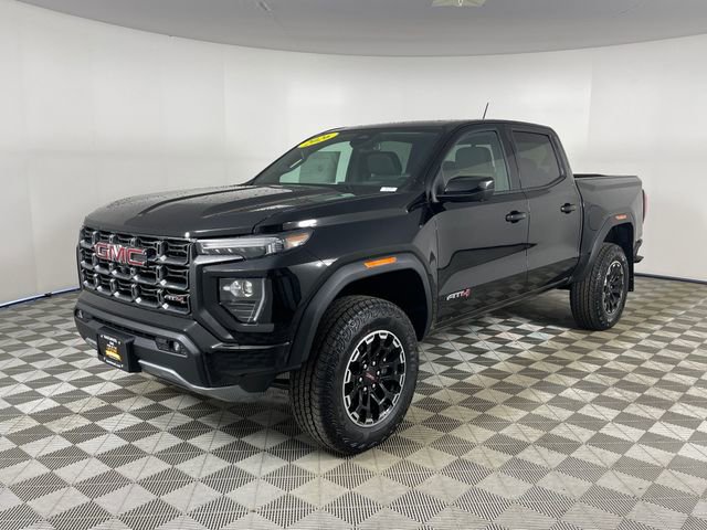 2026 GMC Canyon 4WD AT4 Crew Cab Short Box's photo