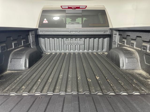 2026 GMC Sierra 1500 AT4 - Photo 7