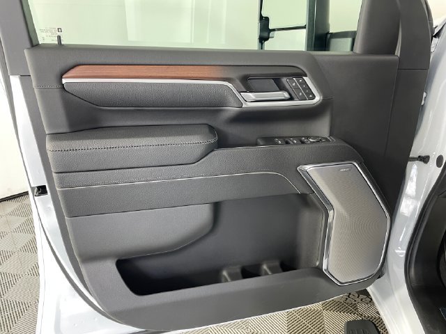 2026 GMC Sierra 3500HD Denali - Photo 12