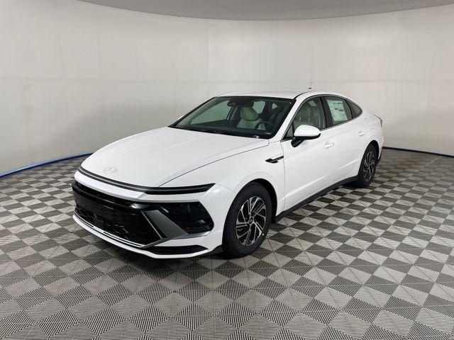 2026 Hyundai Sonata Hybrid