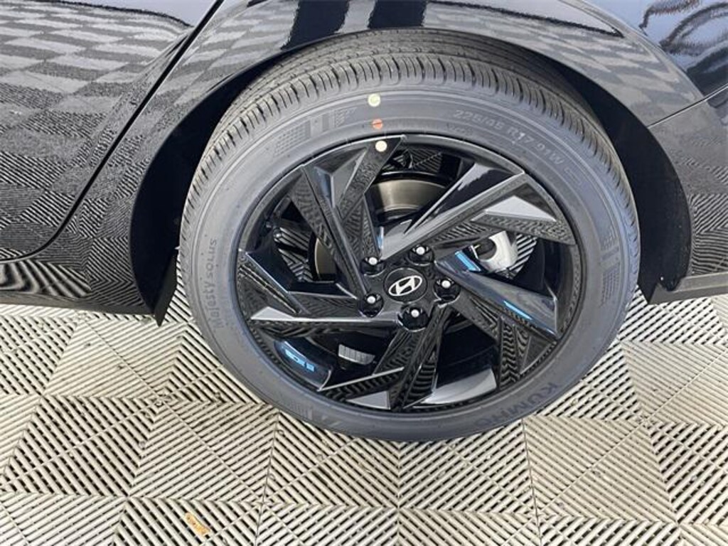 New 2026 Hyundai Elantra SEL Sport Sedan