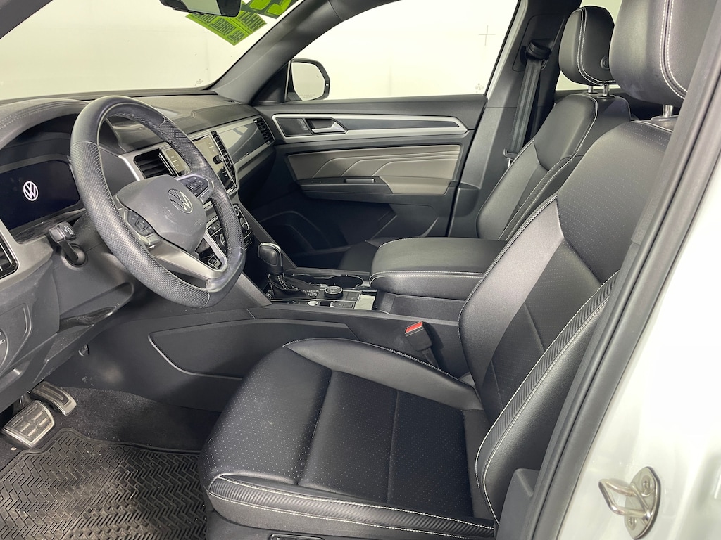 Certified 2023 Volkswagen Atlas Cross Sport 2.0T SEL R-Line Black SUV