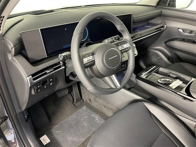 2026 Hyundai Tucson Hybrid Limited photo 2