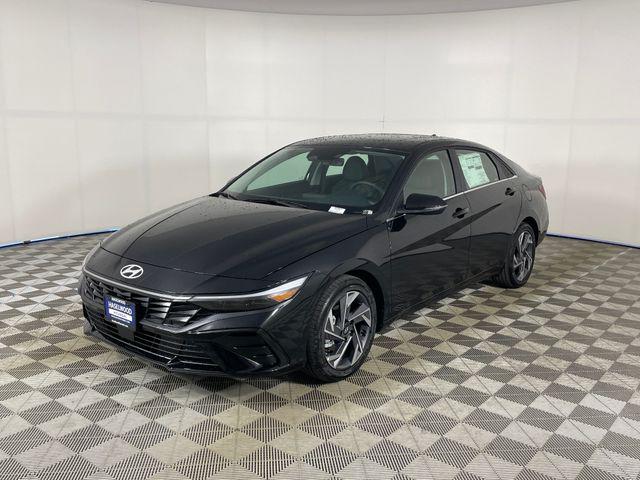 2026 Hyundai Elantra 2.0 Limited IVT's photo