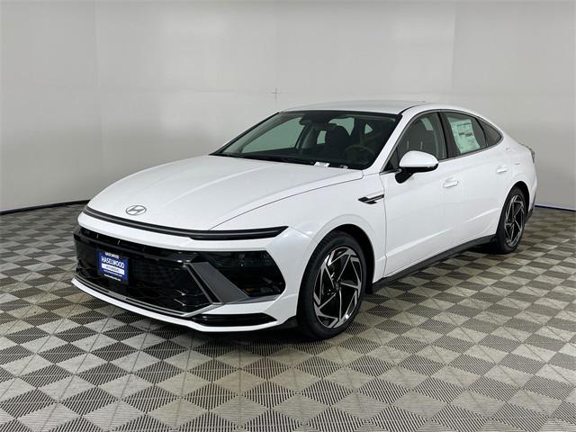 2026 Hyundai Sonata SEL AWD's photo