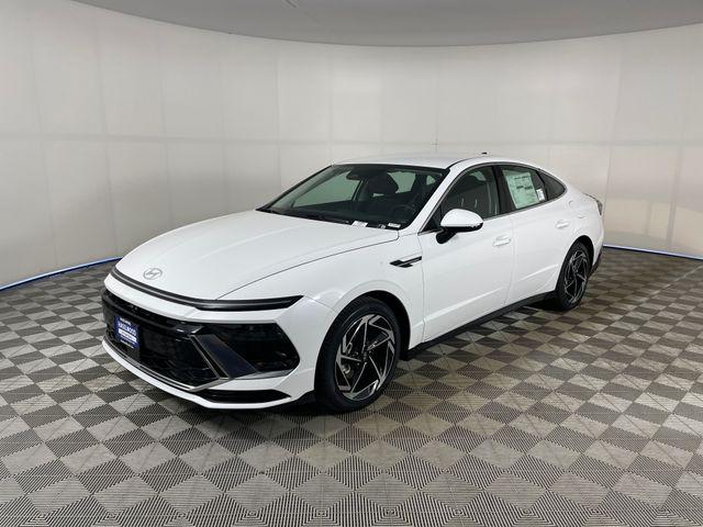 2026 Hyundai Sonata SEL AWD's photo