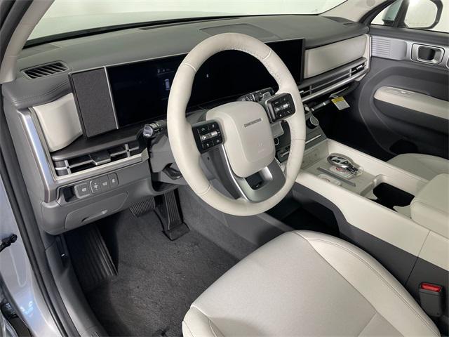 2026 Hyundai Santa Fe SE photo 2